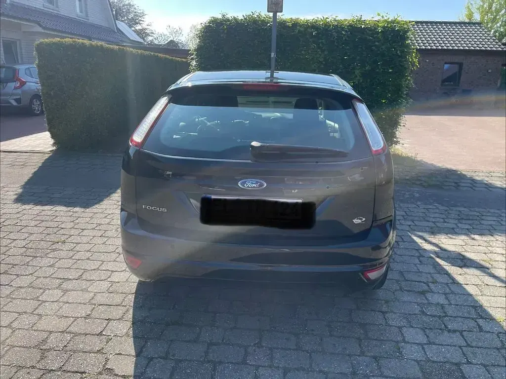 Brugt Ford Focus 101 HK (74 kW) 2009 Sort Sedan