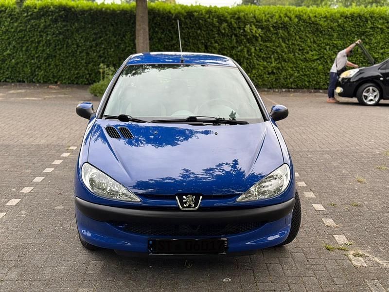 Gebraucht 2005 Peugeot 206 Coupé | 1.699 € (Fairer Preis) - Bild 1/4