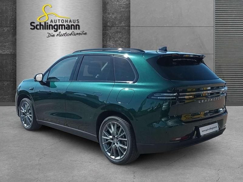 Neu Leapmotor C10 160 kW (218 PS) 2026 Glazed green SUV