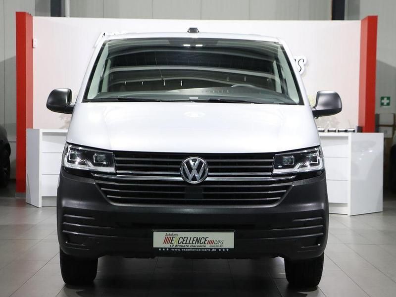 Gebraucht VW Transporter 150 PS (110 kW) 2022 Silber Van