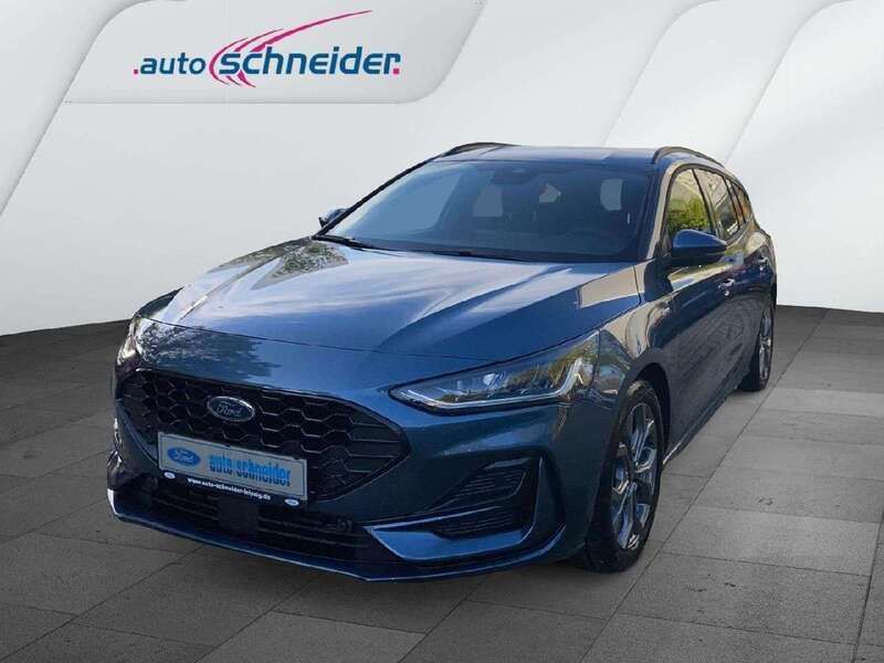 Chromablau metallic Gebraucht 2024 Ford Focus ST-Line Kombi | 24.990 € (Fairer Preis) - Bild 1/4