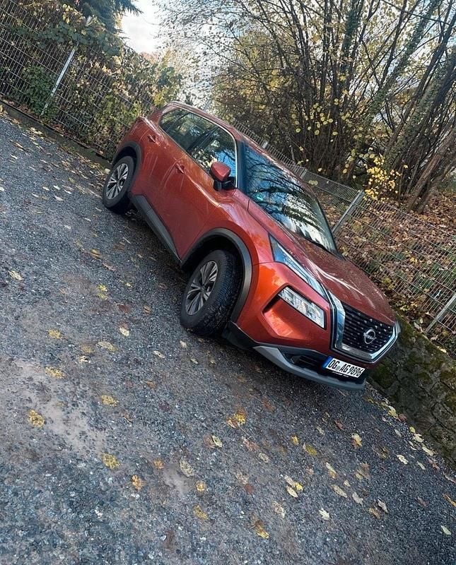 Orange Gebraucht 2024 Nissan X-Trail SUV | 28.450 € (Superpreis) - Bild 1/4