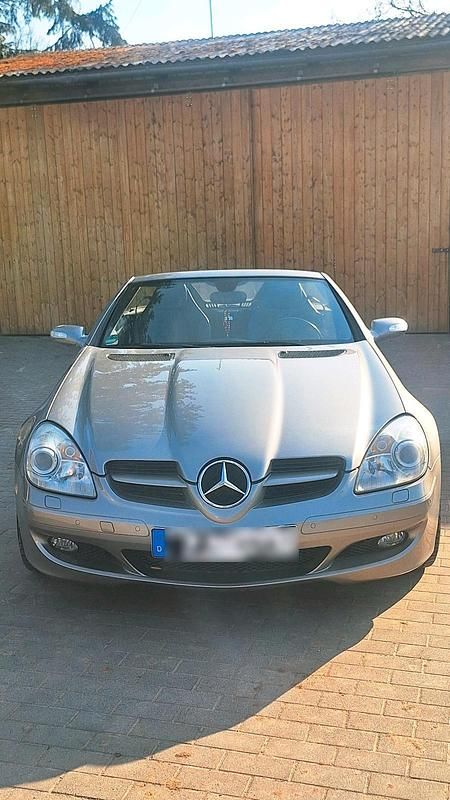 Gebraucht Mercedes SLK280 231 PS (169 kW) 2005 Silber Cabrio