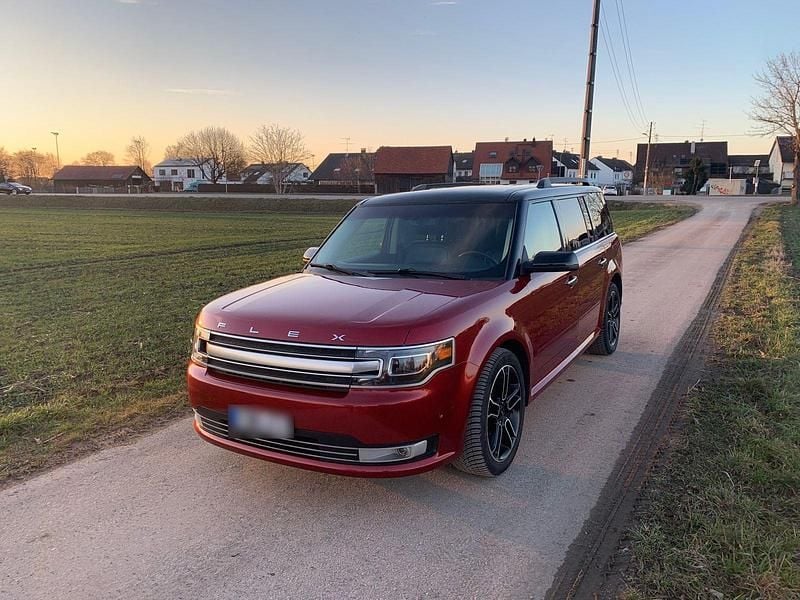 Second-hand Ford Flex Limited 489 CP (359 kW) 2013 Roșu SUV