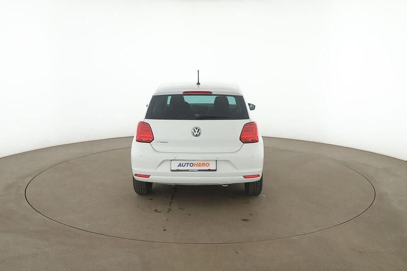 Gebraucht VW Polo Allstar 75 PS (55 kW) 2016 Weiß Limousine