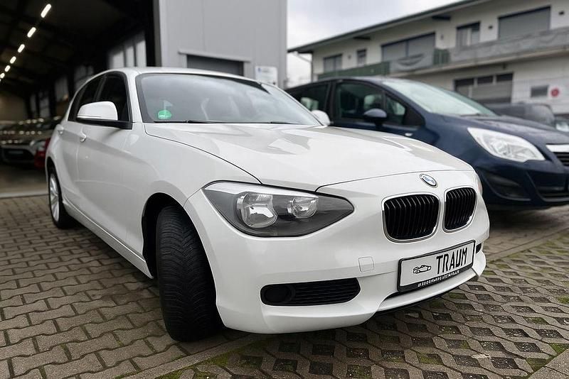 Gebraucht BMW 116 Advantage 136 PS (100 kW) 2013 Weiß Kleinwagen