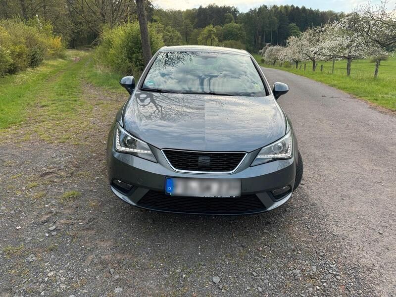 Grau Gebraucht 2016 Seat Ibiza CONNECT Kleinwagen | 7.250 € (Fairer Preis) - Bild 1/4