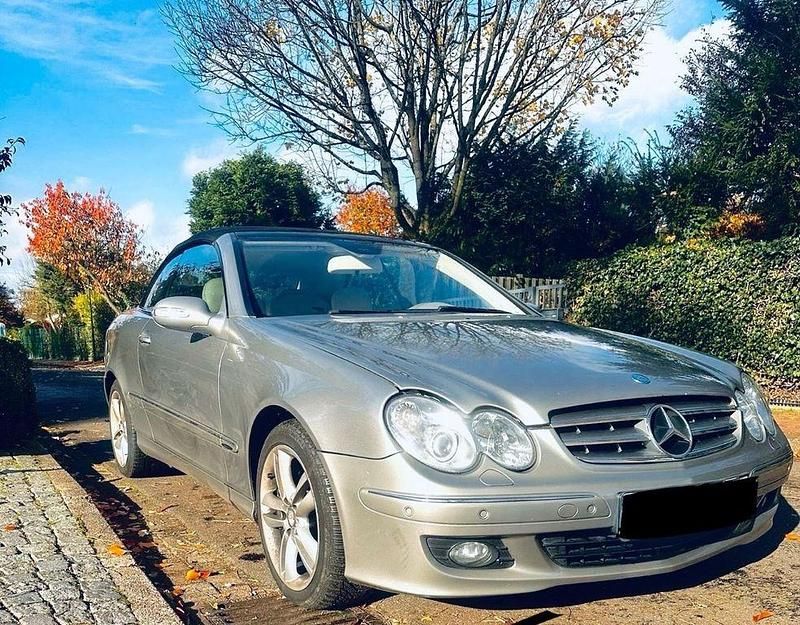 Grau Gebraucht 2008 Mercedes CLK320 Cabrio | 8.500 € (Fairer Preis) - Bild 1/4