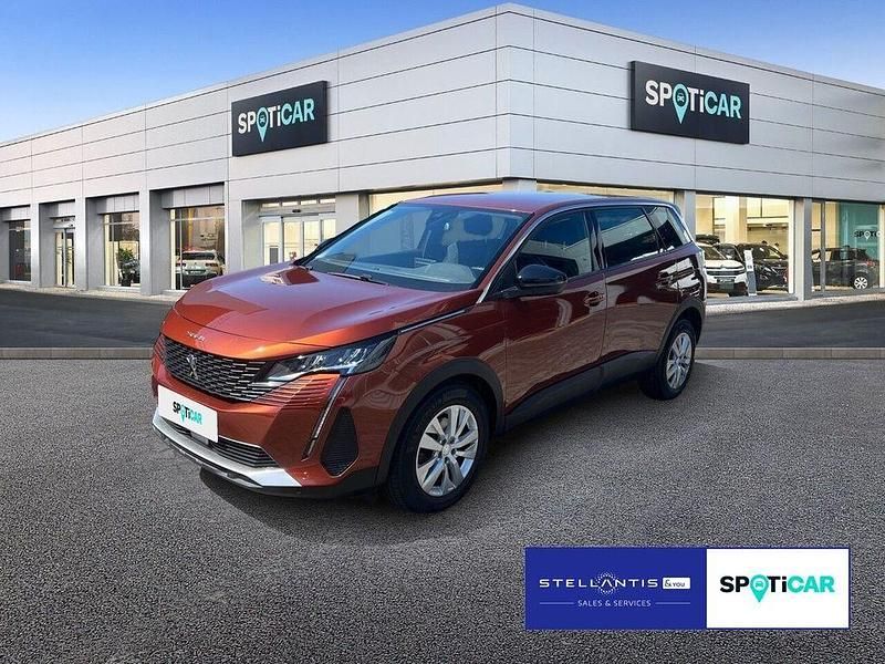 Braun Gebraucht 2022 Peugeot 5008 Active Van / Kleinbus | 24.790 € (Guter Preis) - Bild 1/4