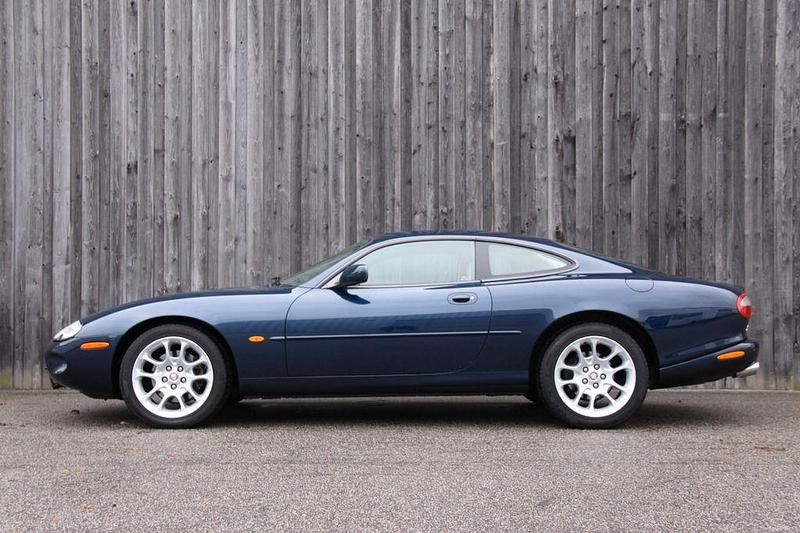 Gebraucht Jaguar XKR 363 PS (266 kW) 1999 Blau Coupé