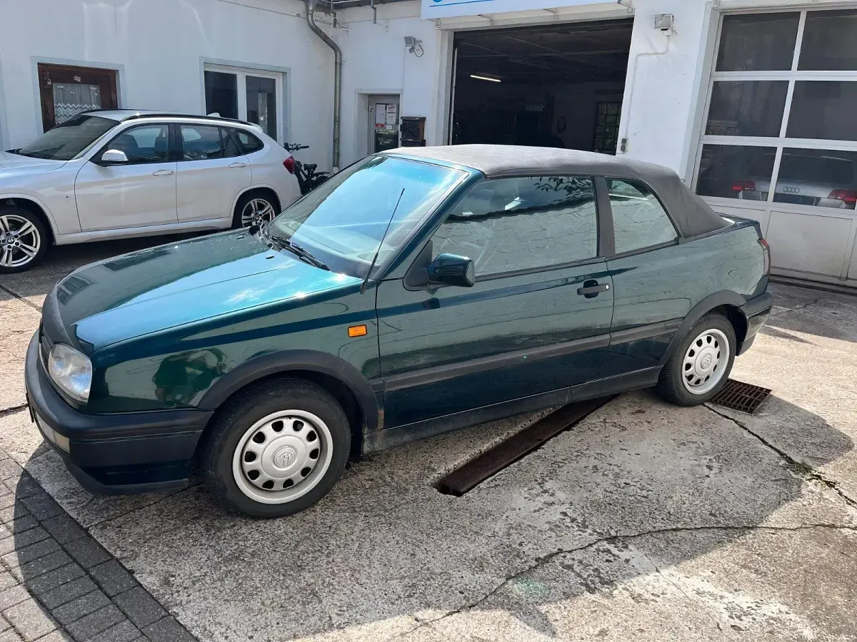 Gebraucht VW Golf Cabriolet 90 PS (66 kW) 1994 Grün Cabrio
