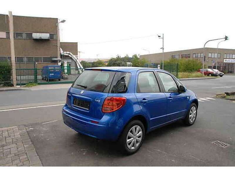 Blau Gebraucht 2008 Suzuki SX4 Club Limousine | 7.990 € - Bild 1/2