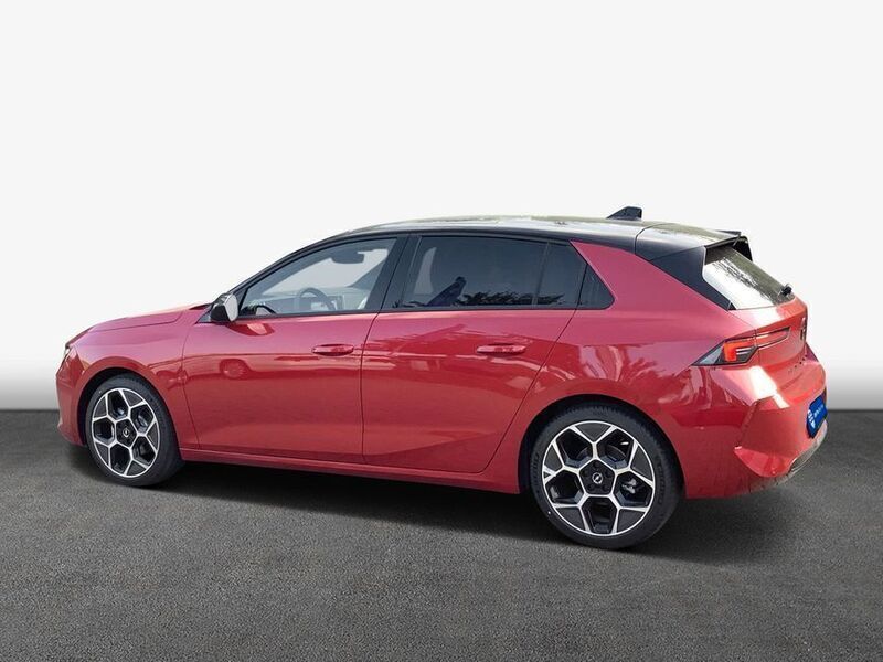 Gebraucht Opel Astra Ultimate 131 PS (96 kW) 2024 Kardio rot metallic Limousine