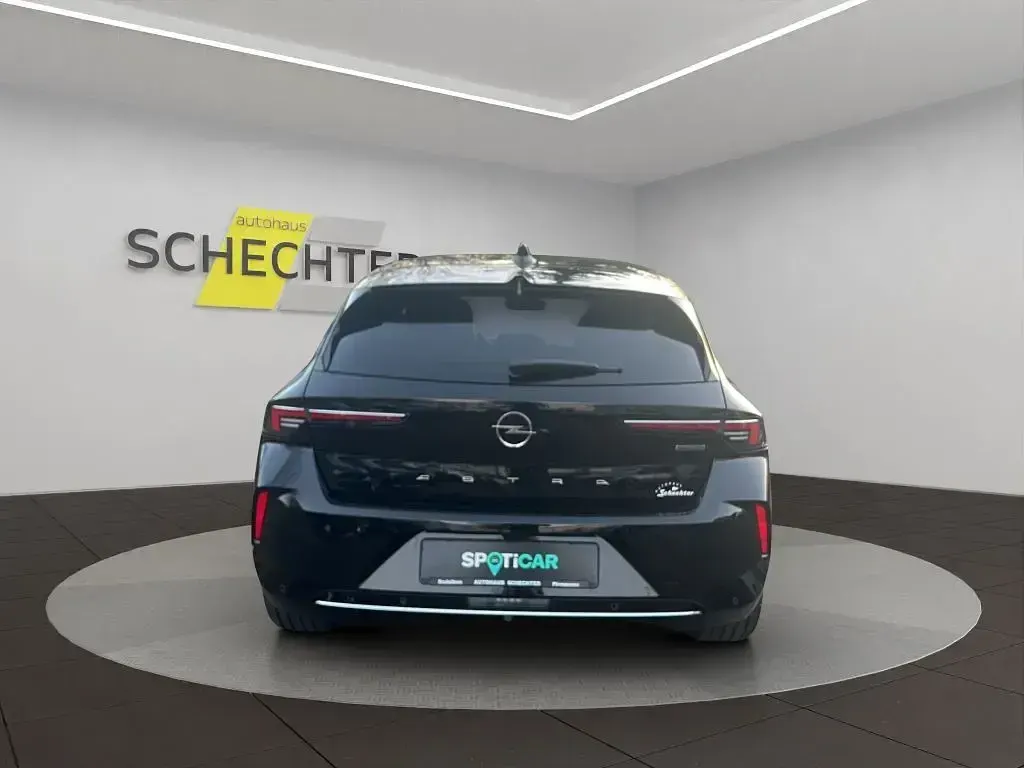 Gebraucht Opel Astra Ultimate 181 PS (133 kW) 2022 Karbon schwarz metallic Kleinwagen