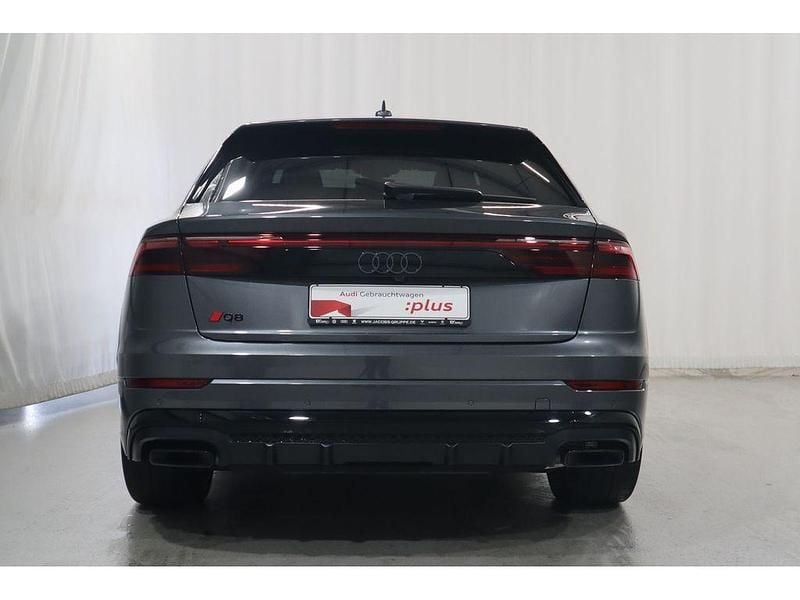 Gebraucht Audi Q8 Ambiente 286 PS (210 kW) 2024 Daytonagrau perleffekt SUV