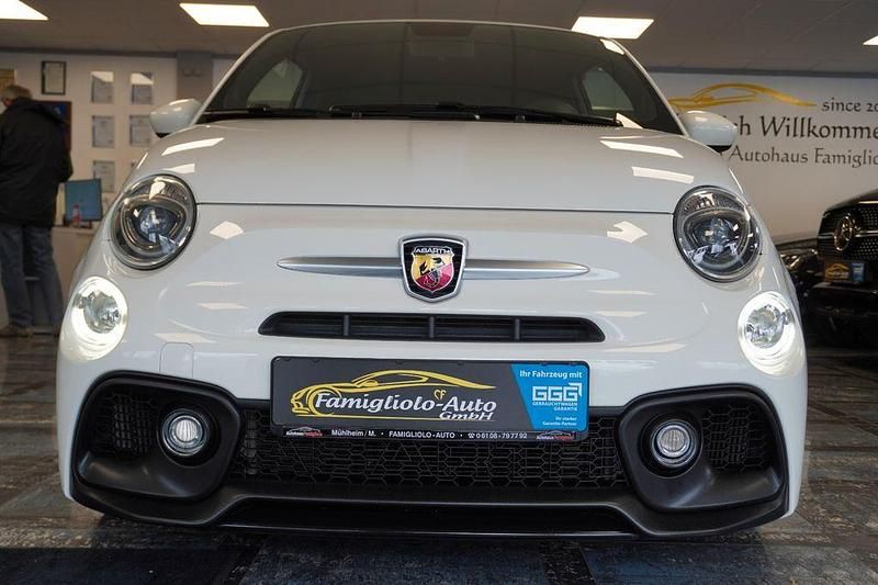 Gebraucht Abarth 595 145 PS (106 kW) 2021 Weiß Kleinwagen