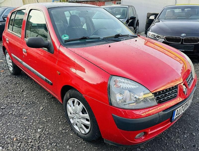 Rot Gebraucht 2002 Renault Clio II Expression Limousine | 3.500 € - Bild 1/4