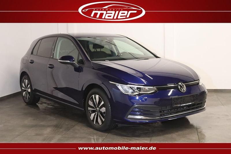 Blau Gebraucht 2023 VW Golf VIII Move Limousine | 19.800 € (Guter Preis) - Bild 1/4