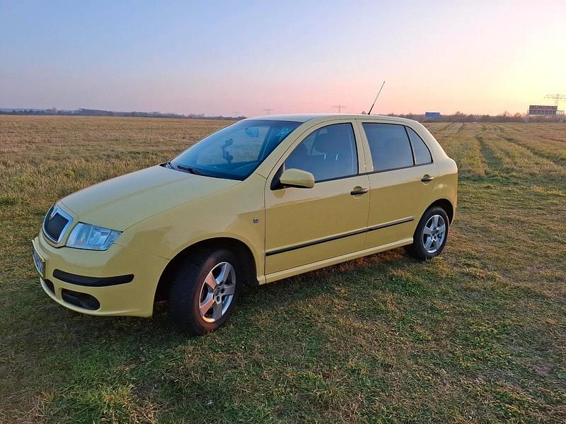 Gebraucht Skoda Fabia 75 PS (55 kW) 2005 Gelb Kleinwagen