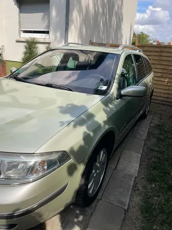 Gebraucht Renault Laguna II Dynamique 135 PS (99 kW) 2003 Limousine