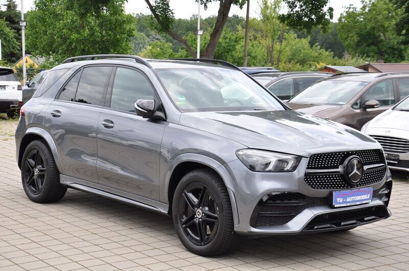 Grau Gebraucht 2020 Mercedes GLE350 AMG SUV | 48.990 € (Fairer Preis) - Bild 1/4