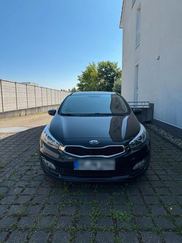 Schwarz Gebraucht 2013 Kia ProCeed 2 Kleinwagen | 8.000 € (Fairer Preis) - Bild 1/4