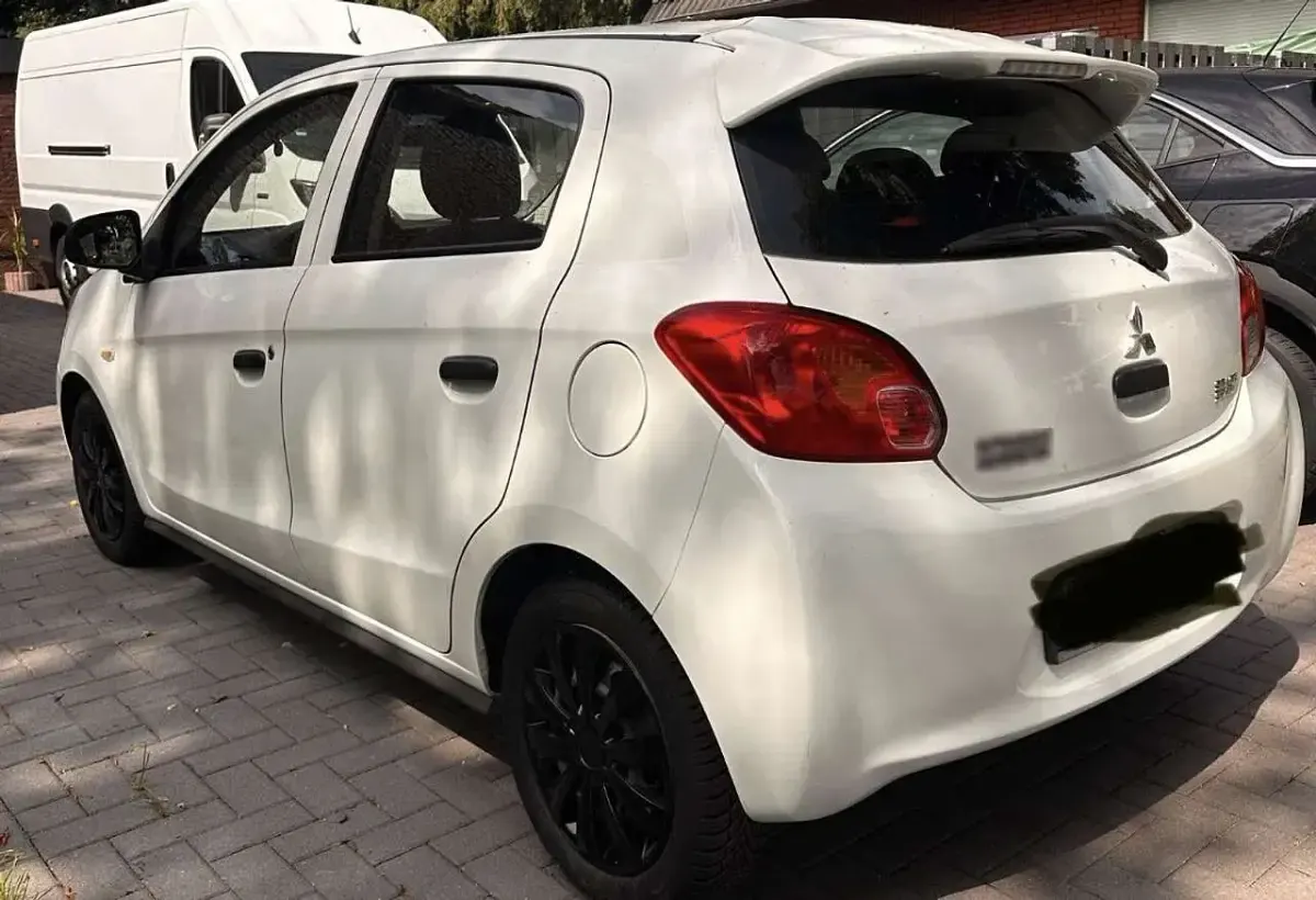 Gebraucht Mitsubishi Space Star 82 PS (60 kW) 2013 Van / Kleinbus