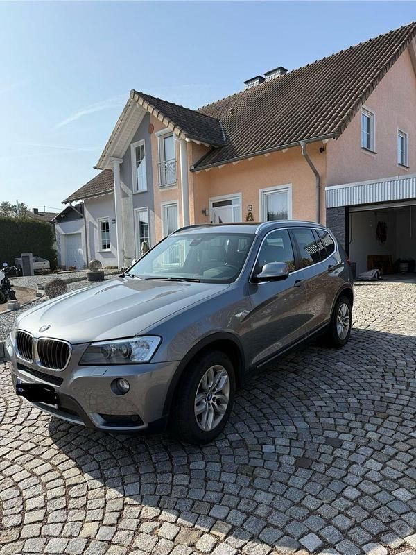 Gebraucht BMW X3 Sport Line 184 PS (135 kW) 2013 Grau SUV