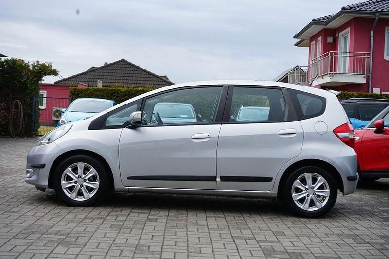 Gebraucht Honda Jazz Comfort 99 PS (72 kW) 2012 Silber Kleinwagen