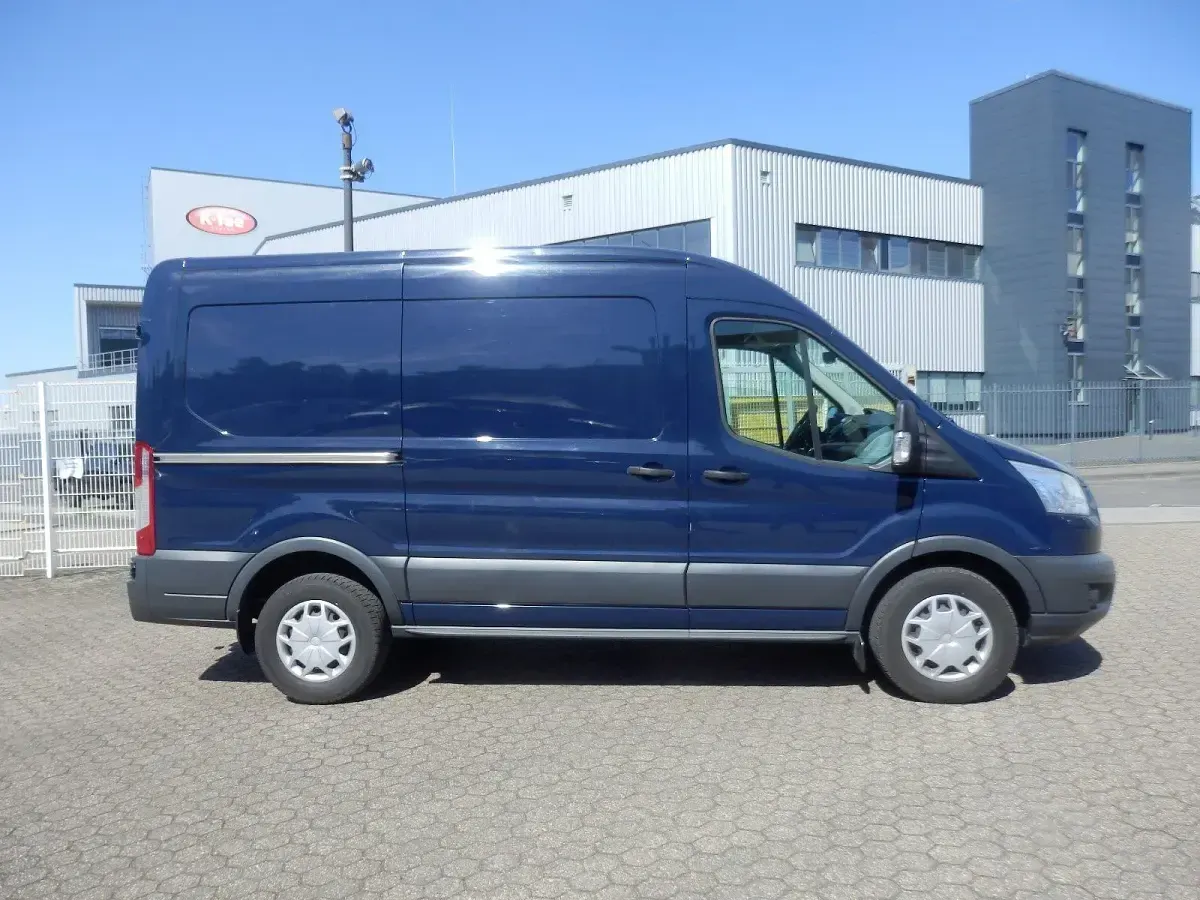 Gebraucht Ford Transit 105 PS (77 kW) 2017 Blau Limousine