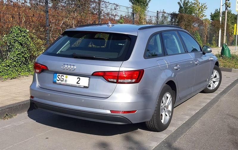 Gebraucht Audi A4 Design 150 PS (110 kW) 2016 Silber Kombi
