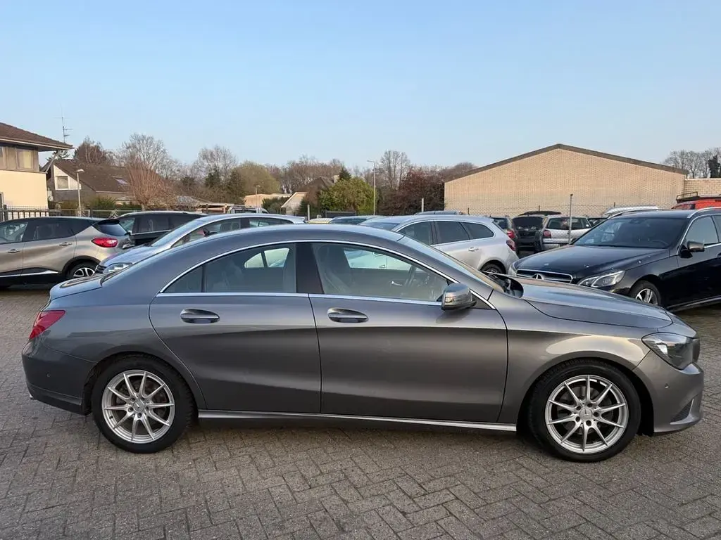 Gebraucht Mercedes CLA220 170 PS (125 kW) 2013 Grau Coupé