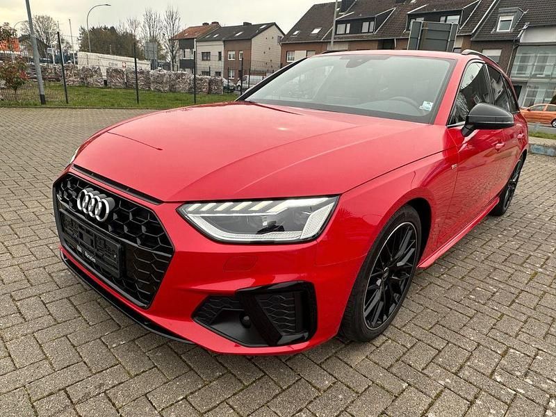 Gebraucht Audi A4 S-Line 204 PS (150 kW) 2022 Rot Kombi