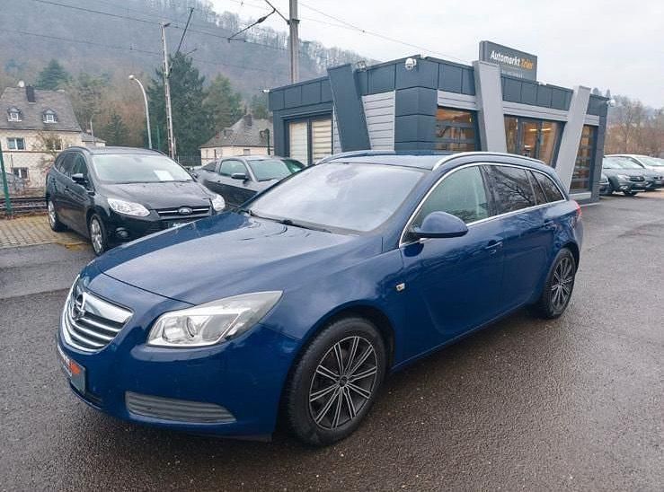 Blau Gebraucht 2010 Opel Insignia Kombi | 2.590 € (Guter Preis) - Bild 1/4