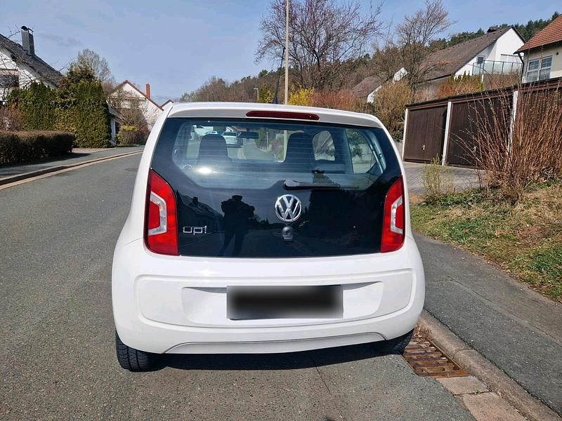 Gebraucht VW up! 60 PS (44 kW) 2016 Weiß Kleinwagen