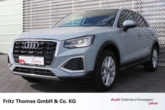 Pfeilgrau perleffekt Gebraucht 2022 Audi Q2 Advanced Plus SUV | 28.490 € (Etwas zu teuer) - Bild 1/4