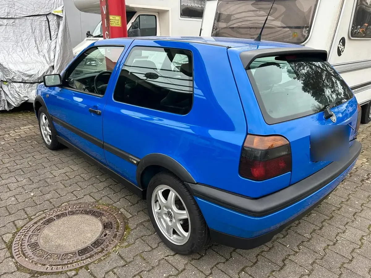 Gebraucht VW Golf Edition 150 PS (110 kW) 1996 Blau Coupé
