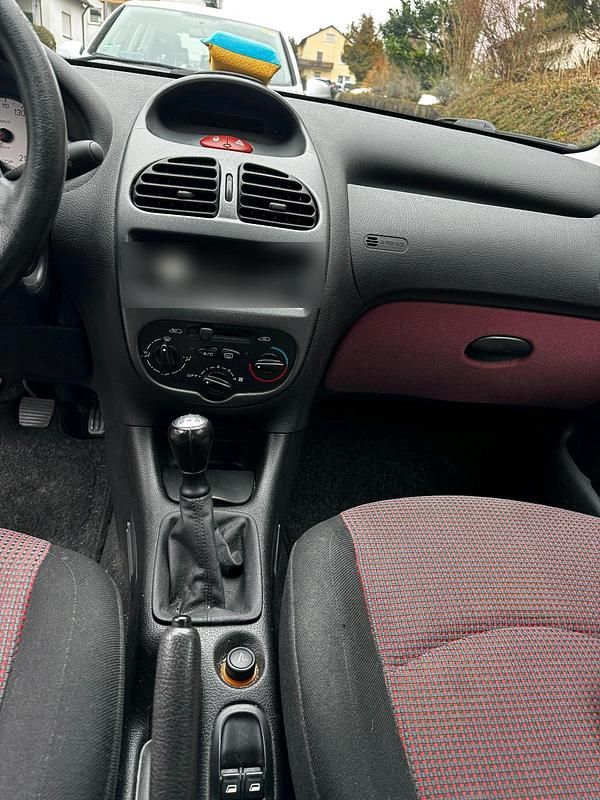 Gebraucht Peugeot 206 75 PS (55 kW) 2005 Schwarz Kleinwagen