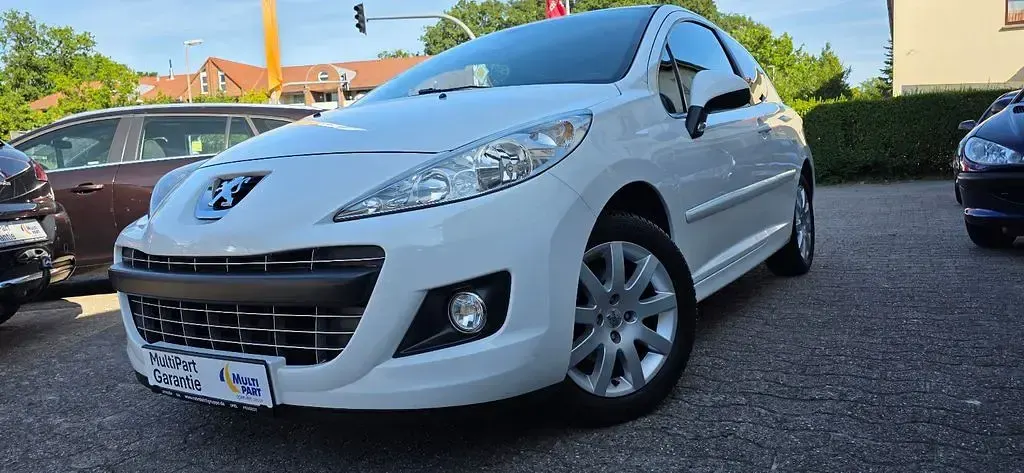 Gebraucht Peugeot 207 Sportium 120 PS (88 kW) 2010 Weiß Coupé