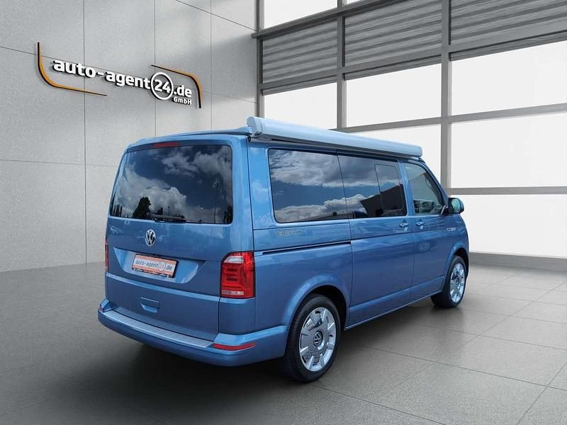 Gebraucht VW California Beach 199 PS (146 kW) 2019 Acapulcoblau metallic Van