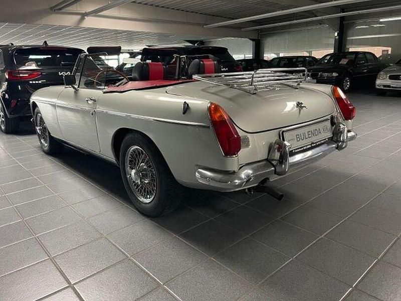 Gebraucht MG B 95 PS (69 kW) 1974 Silber Cabrio