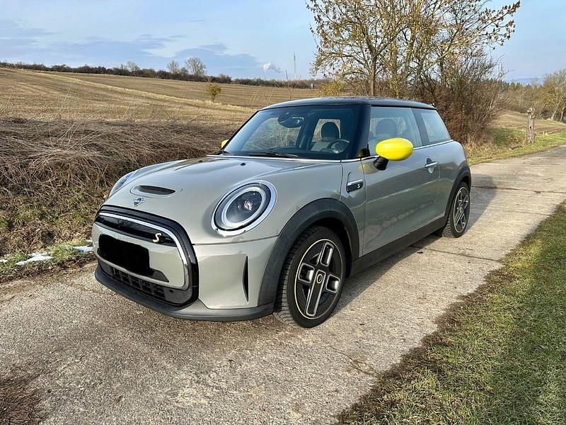 Gebraucht Mini Cooper SE 135 kW (184 PS) 2021 Grau Kleinwagen