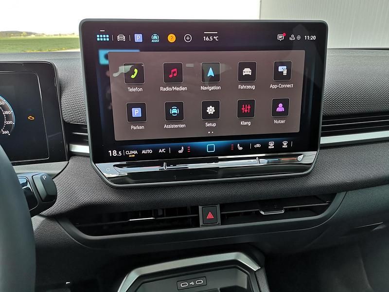 Neu VW T-Roc Life 150 PS (110 kW) 2026 Wolfgrau SUV