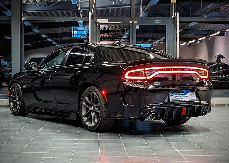 Gebraucht Dodge Charger 492 PS (361 kW) 2020 Schwarz Limousine