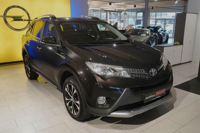 Braun Gebraucht 2015 Toyota RAV4 Edition-S SUV | 15.490 € (Guter Preis) - Bild 1/4