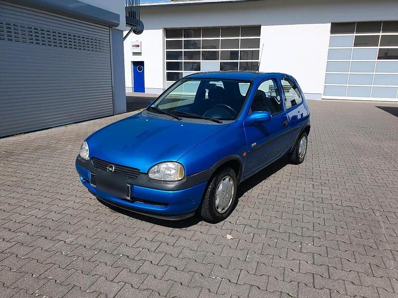 Blau Gebraucht 2000 Opel Corsa Kleinwagen | 750 € (Guter Preis) - Bild 1/4