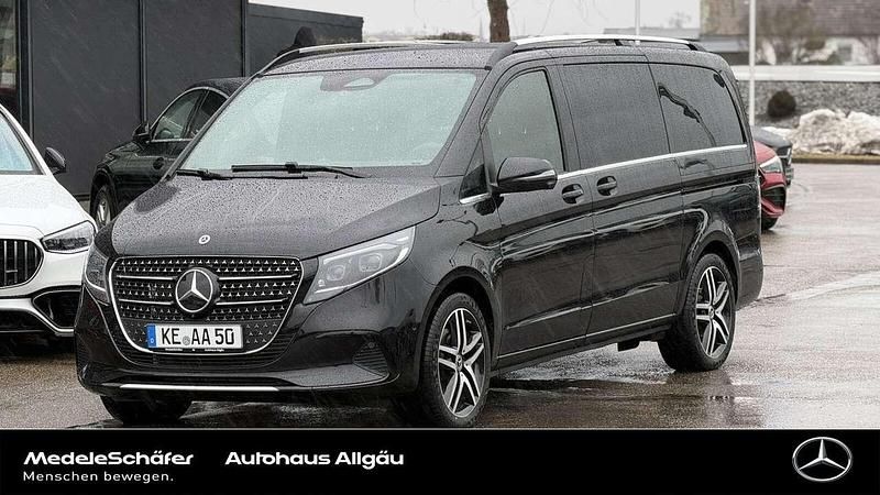 Gebraucht Mercedes V300 237 PS (174 kW) 2026 Obsidianschwarz Van / Kleinbus