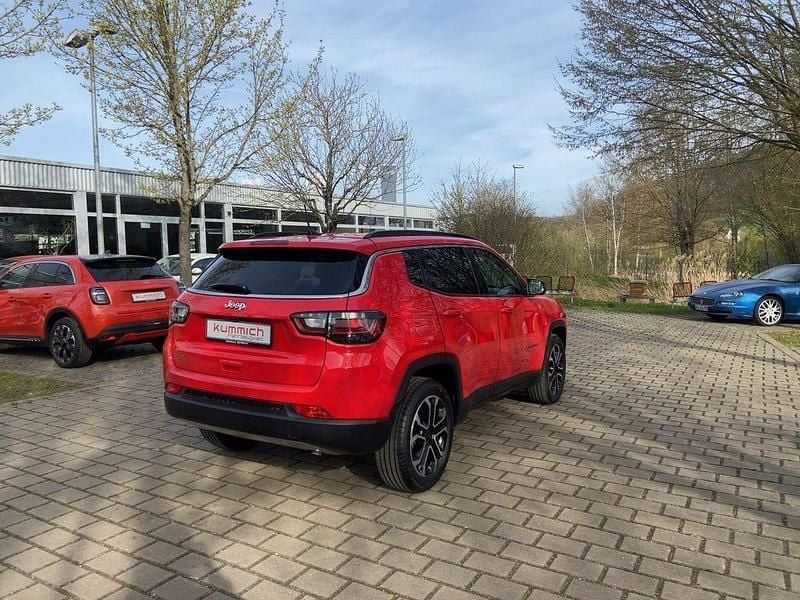 Gebraucht Jeep Compass Limited 131 PS (96 kW) 2024 Rot SUV