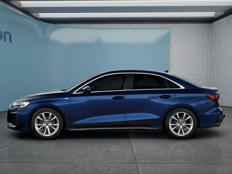 Gebraucht Audi A3 116 PS (85 kW) 2025 Blau Limousine