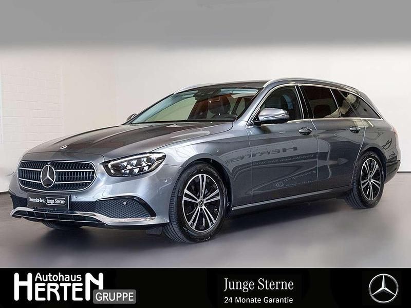 Lack selenitgrau Gebraucht 2022 Mercedes E220 Avantgarde Kombi | 40.490 € (Etwas zu teuer) - Bild 1/4
